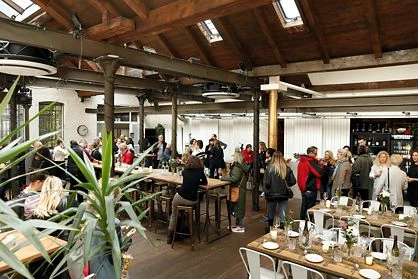 Eventlocation Hamburg für Firmenevents bis zu 100 Teilnehmern Eventlocation Hamburg für Firmenevents bis zu 100 Teilnehmern