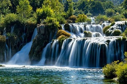 Wasserfall im Krka Nationalpark in Kroatien