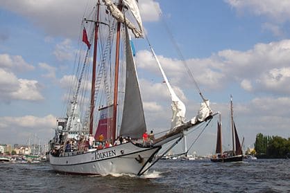 Firmenevent auf Traditionssegler auf der Elbe in Hamburg